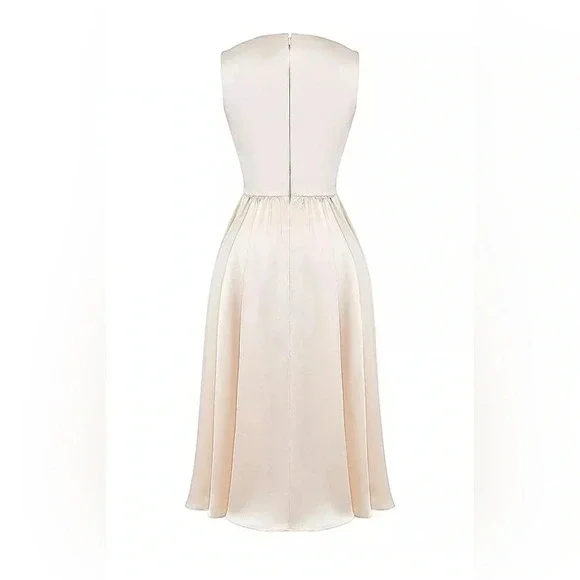 HOUSE OF CB 'Shayla' Vintage Cream Midi Dress - Picture 5 of 5